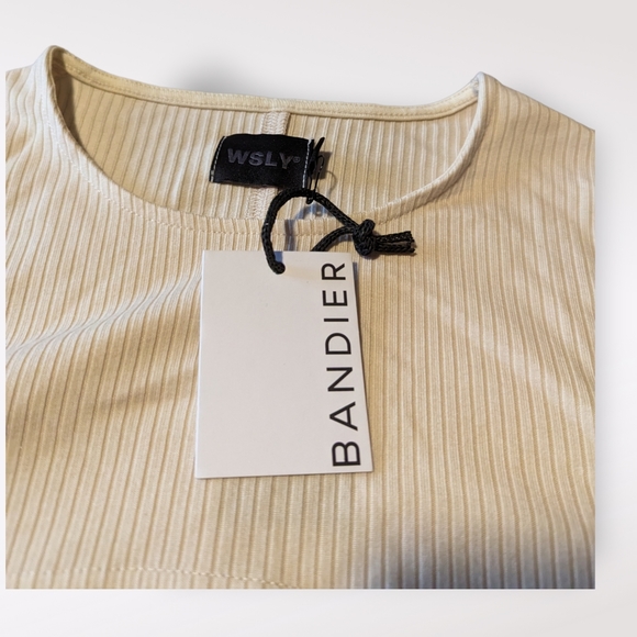 WSLY Bandier Essex Ribbed Long Sleeve Shrug - Picture 2 of 4